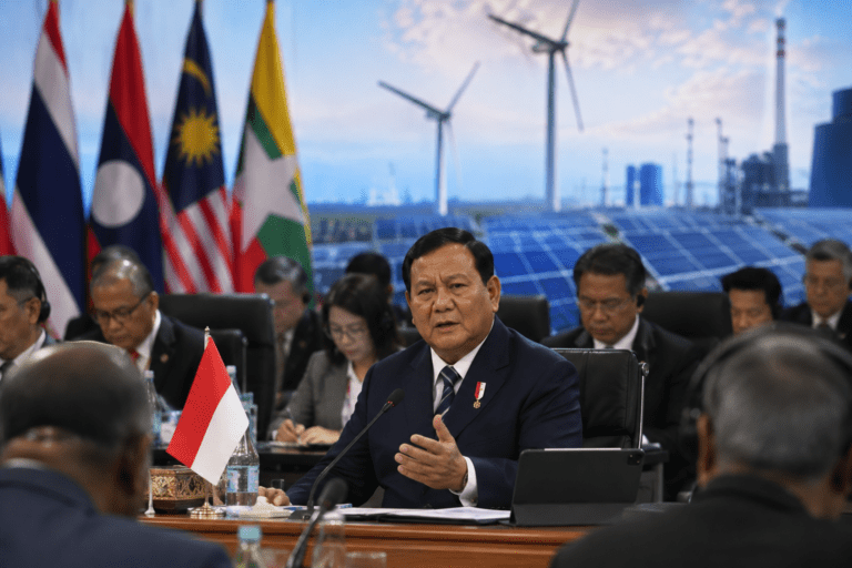 Prabowo Dorong ASEAN Percepat Diversifikasi Energi di Tengah Krisis Global