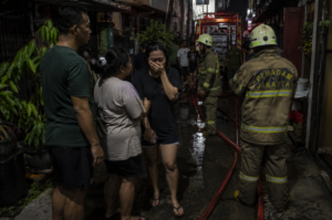 Rumah di Kebayoran Baru Terbakar Dini Hari, 15 Mobil Damkar Dikerahkan