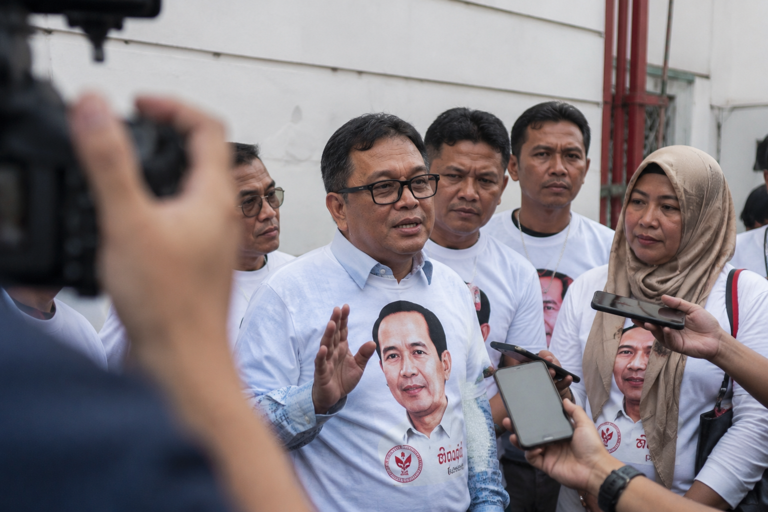 Ilustrasi. Foto: Bara JP Soroti Penangkapan Roy Suryo dan Dokter Tifa, Sebut Ada Konsekuensi Hukum