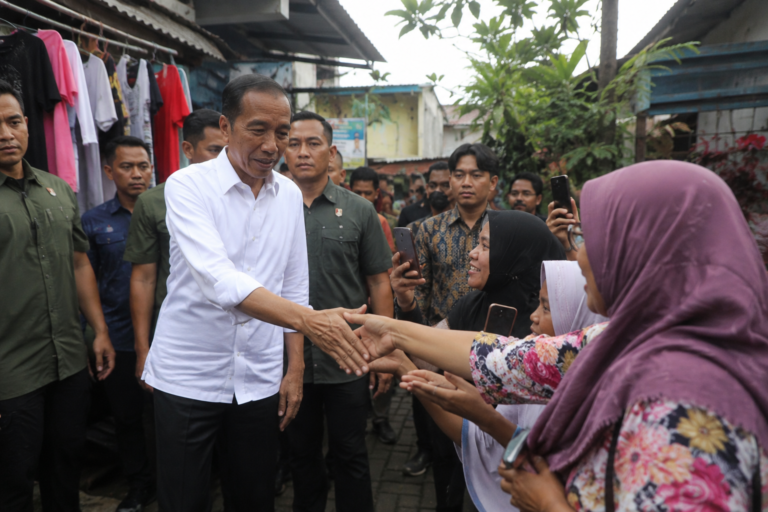 Gerindra soal Blusukan Jokowi: Pemilu Masih Lama, Fokus Utama Tetap Kerja Pemerintah