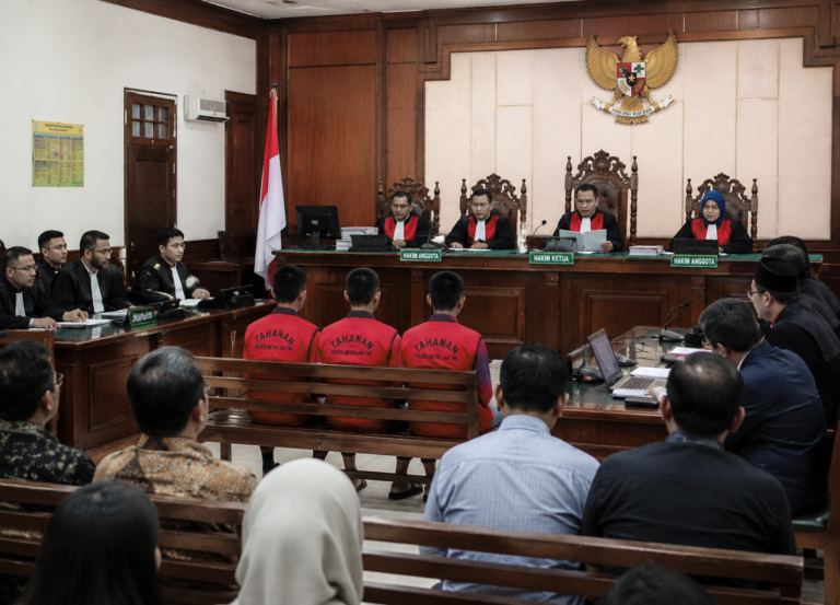 Hakim Ungkap Hal yang Memberatkan dan Meringankan Vonis Tiga Pembunuh Kacab Bank