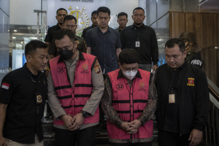 Kejagung Tetapkan Polisi Aktif dan Pejabat BGN Jadi Tersangka Baru Korupsi MBG